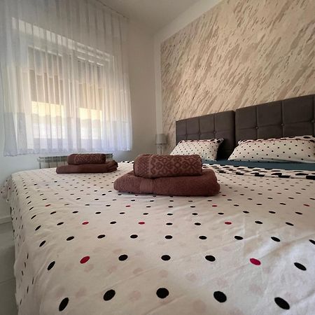 Kabashi Apartment Krk Town Eksteriør bilde