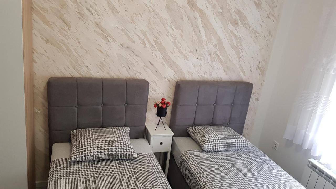Kabashi Apartment Krk Town Eksteriør bilde