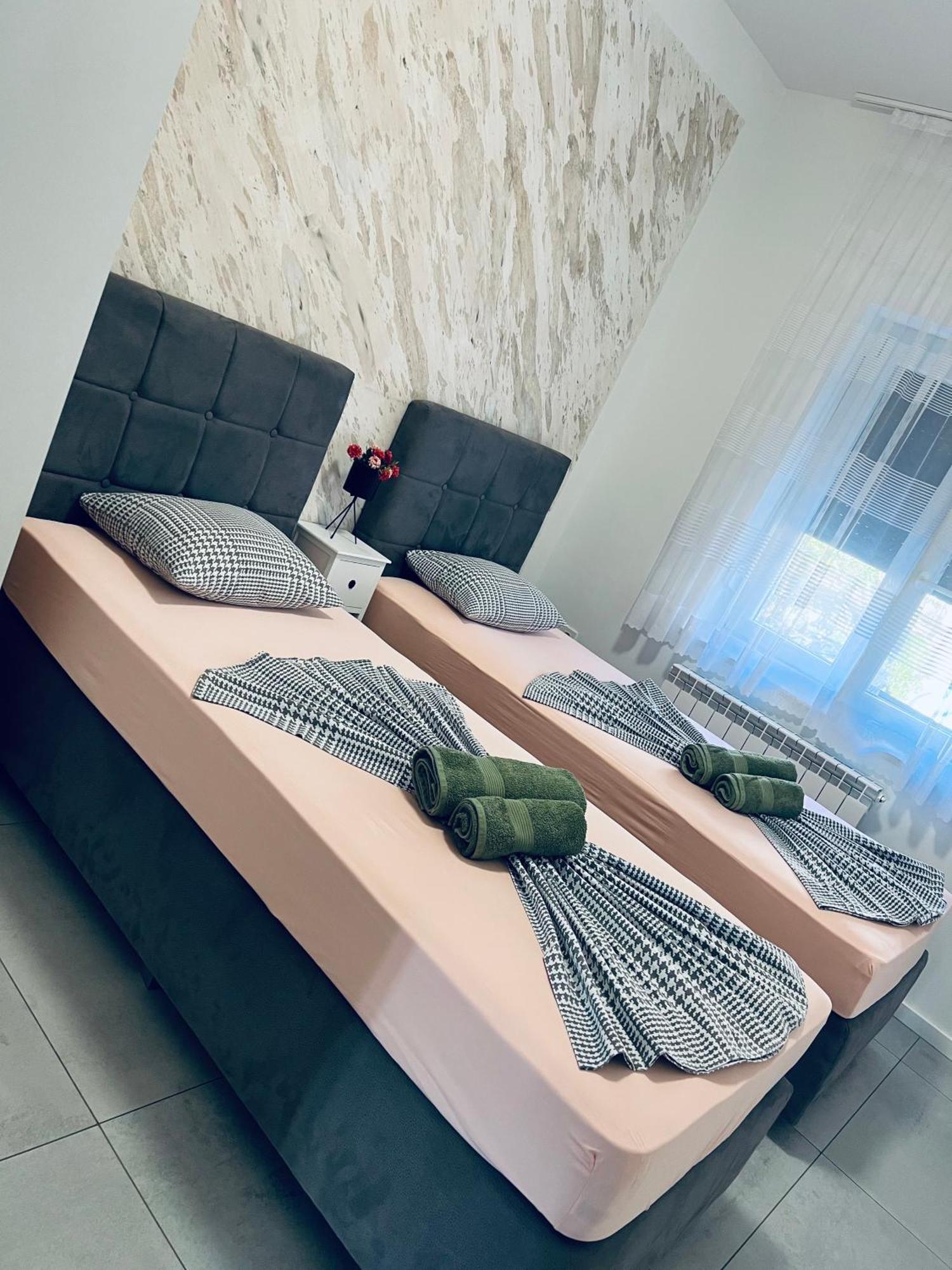 Kabashi Apartment Krk Town Eksteriør bilde